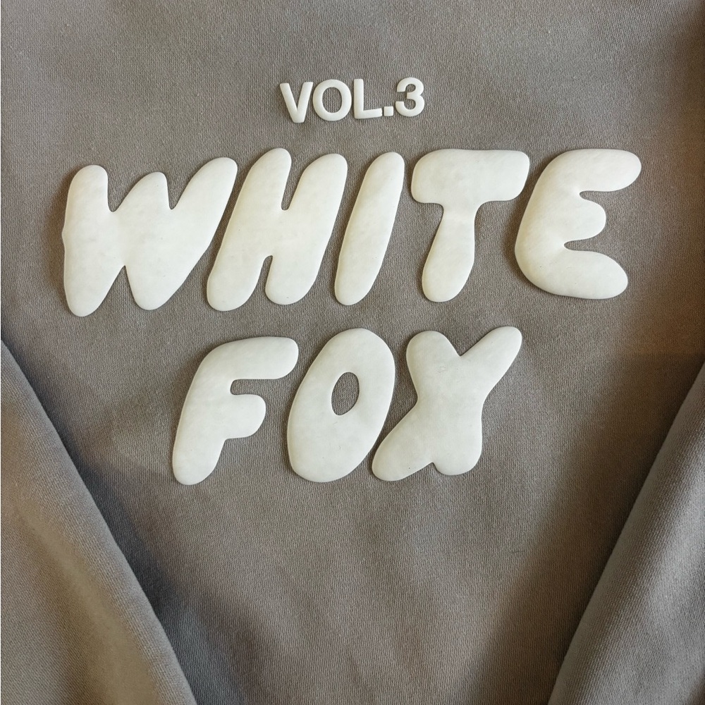 White Fox Vol.3 Beige Pullover Hoodie M/L Fleece Logo Cotton Blend Long Sleeve - Picture 5 of 6